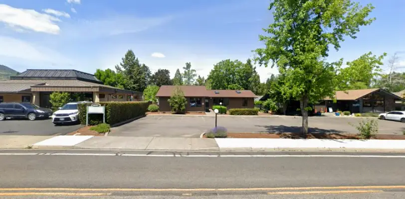 Medford Siskiyou Dental Associates Kip Hampton, DDS
