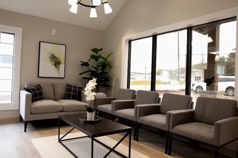 Smithfield SmileSolution Dental Implant Center