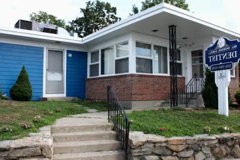 Brockton Vagenas Dental