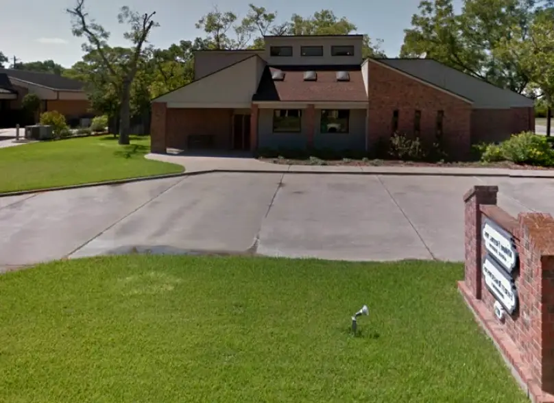 Hallettsville Jaclyn N. Smith, DDS