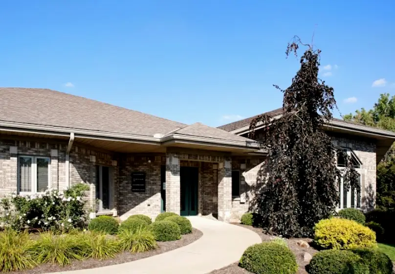 Mansfield Brennan N Skulski DDS, MS Greg Bookwalter DDS, MS