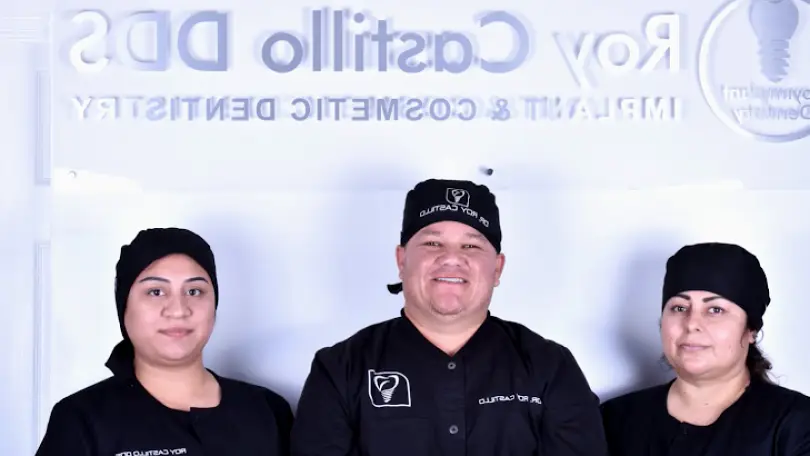 Los Algodones Dr. Roy Castillo DDS