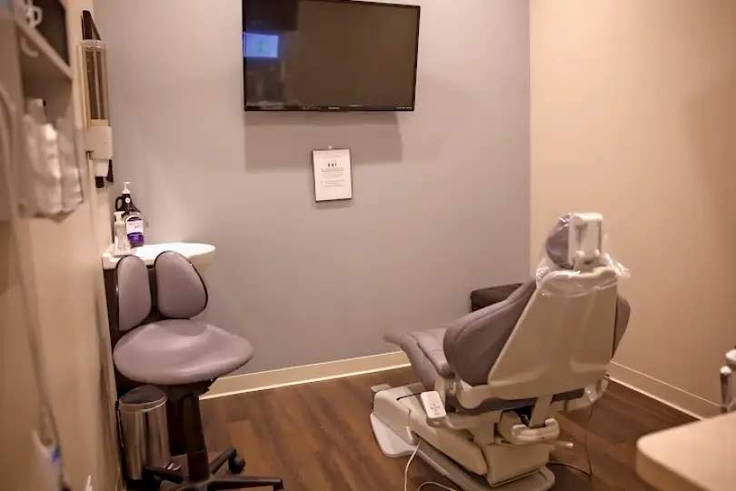 Round Lake Cedar Lake Dental