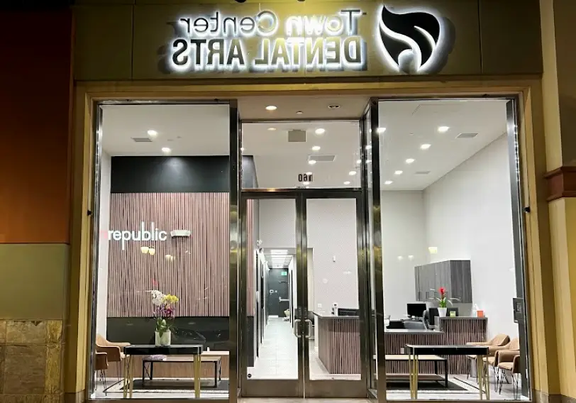 Santa Clarita Town Center Dental