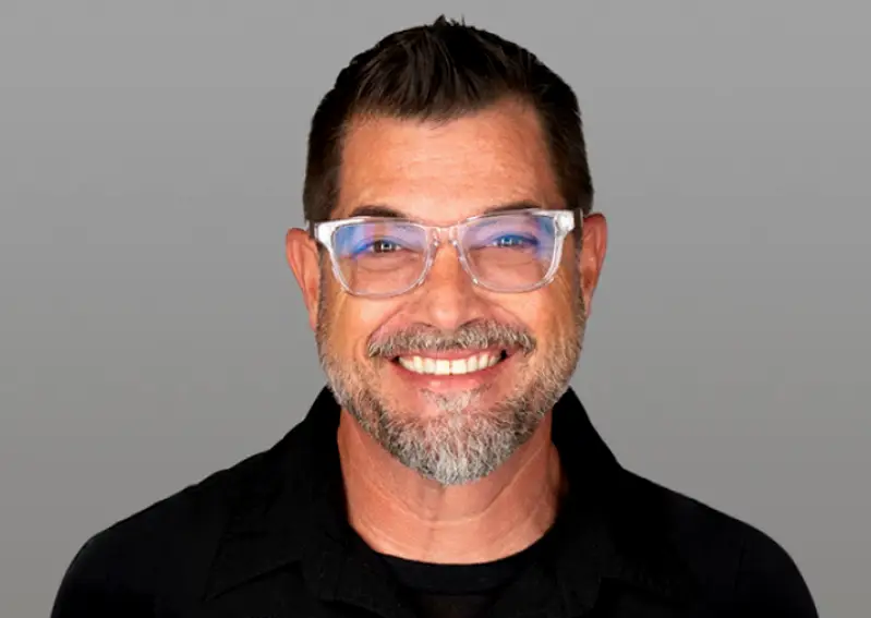 Stuart Smiles