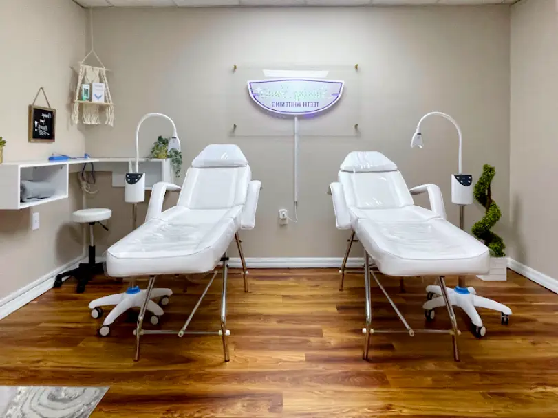 Dunedin Shining Smiles Teeth Whitening