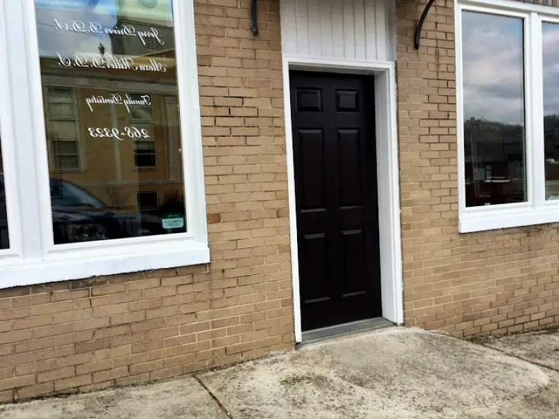 Gainesboro Alexa A Miller DDS