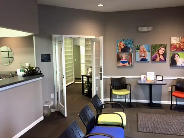 Moberly Michael W. Berry, DDS