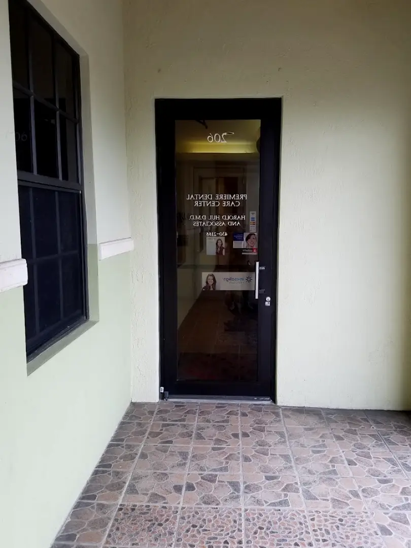  Pembroke Pines Premiere Dental Care Center
