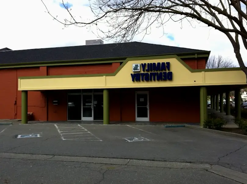 Woodland Amy Thu Tran DDS & Jennifer L. Goldman, DDS