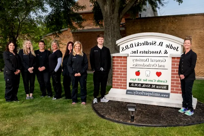  Parma Jodie D. Siedlecki, D.D.S. and Associates Inc