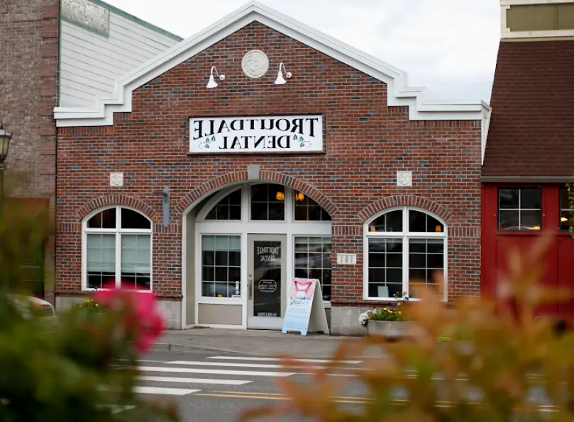Troutdale Dental
