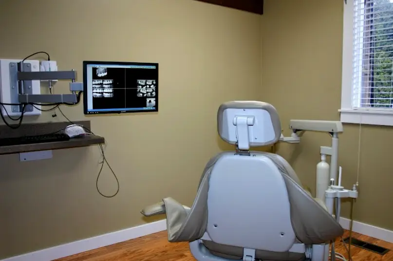 North Bend Dental Care: Chris J. Allemand, DDS