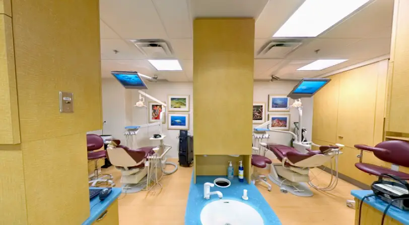 Sherman Oaks Dr. Harold Perlaza