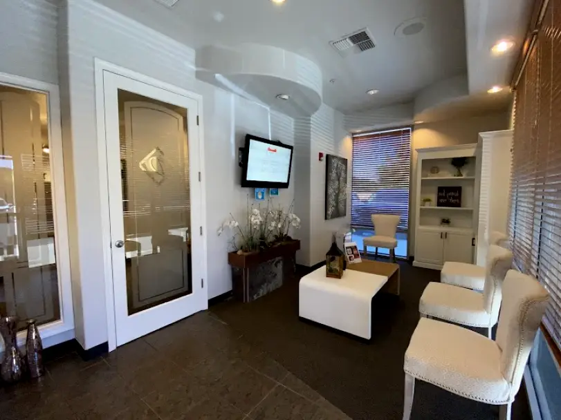 Roseville Dental Designs