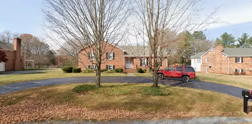 Lynchburg Rinker D B DDS