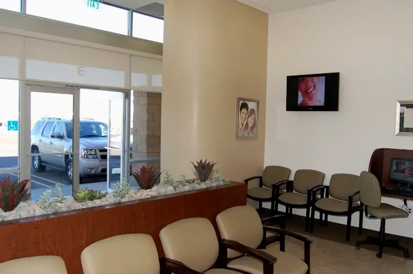 Palmdale Gateway Dental Group and Orthodontics
