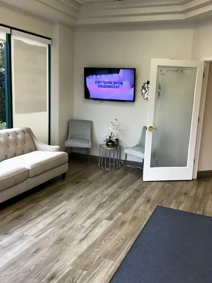  Roseville Los Lagos Dental