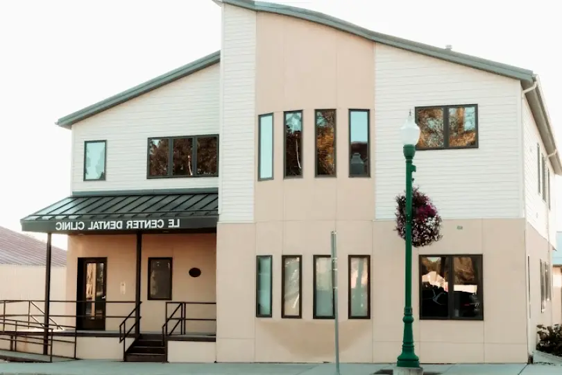 Le Center Dental Clinic