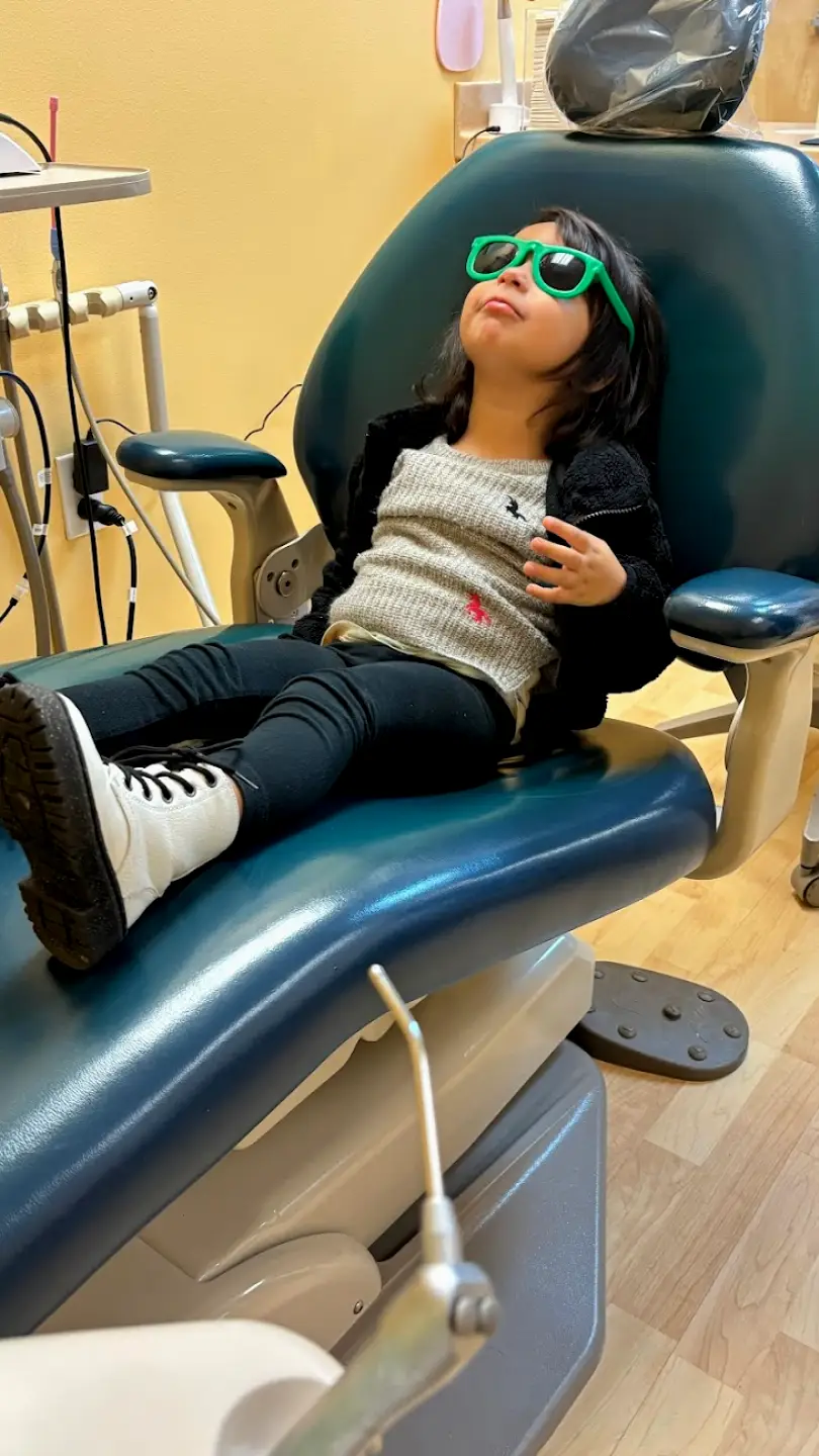 Middlebury Dynobite Smiles