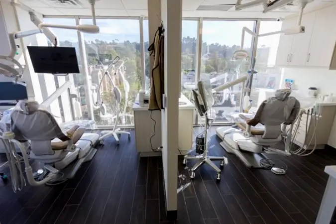 Northridge Emergency Dentist