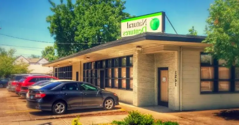 Eugene Natural Dentures & Implant Center