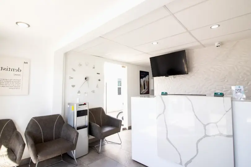 Los Algodones Navarro Dental