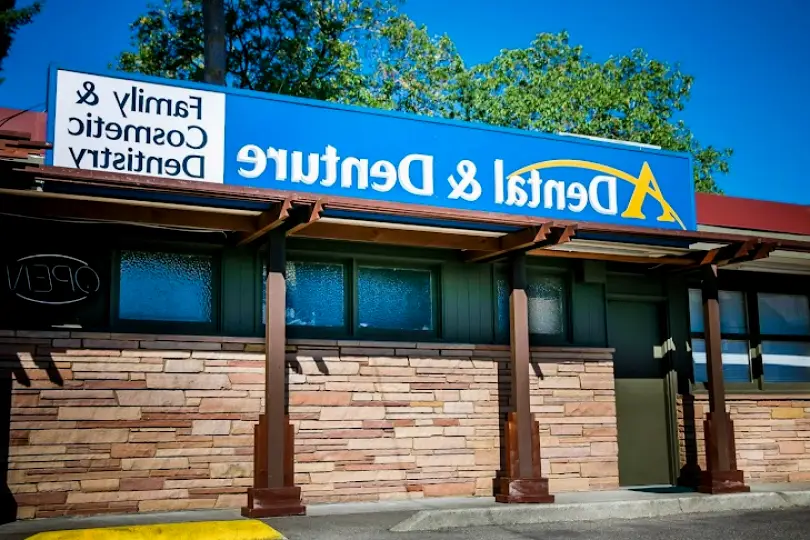 Seattle A Dental & Denture