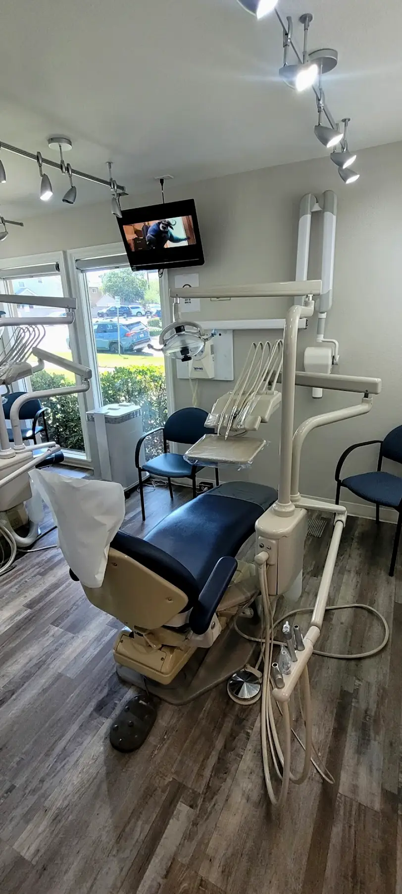 Corona R. James Richardson II MS DDS Inc.