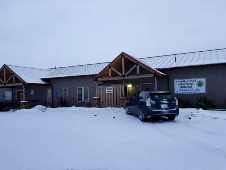 Family Health Associates Umatilla Clinic