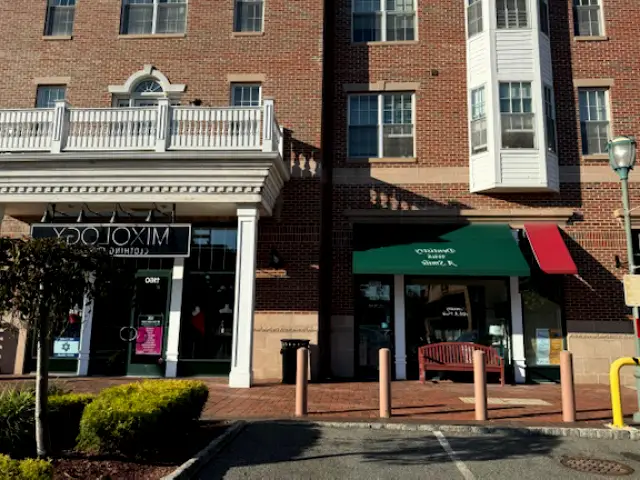 Livingston Dr. Maria Victoria Sebastian, DDS