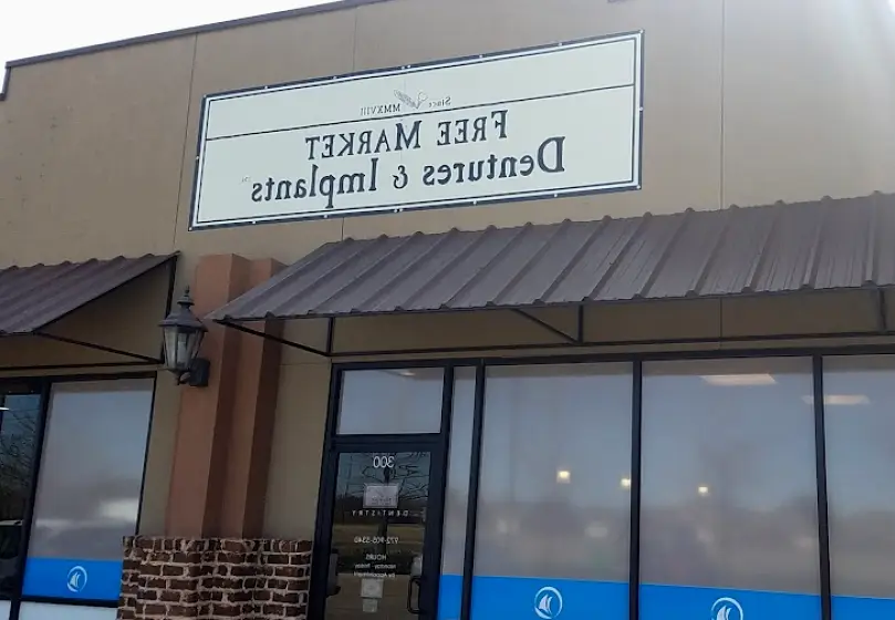 Rowlett Free Market Dentures and Implants