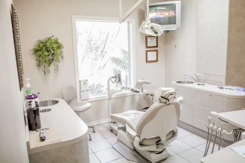 Lindale Waldron Family and Cosmetic Dentistry