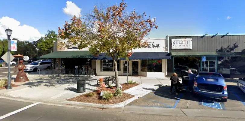 Vista Ky Nguyen DDS