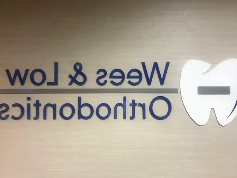 Omaha Wees & Low Orthodontics