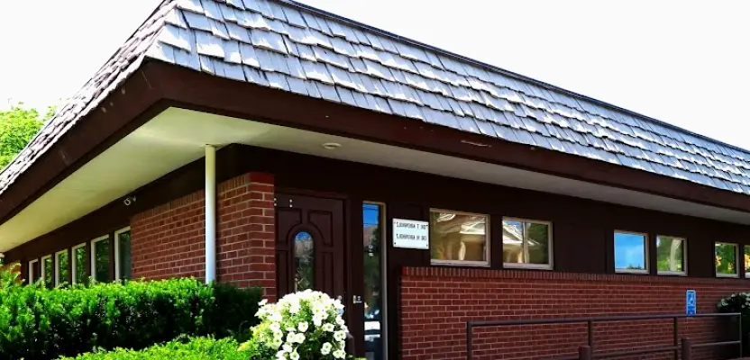  Cleveland Melissa A Kronholz DDS INC: Thomas J Kronholz DDS