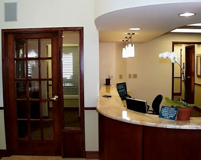 West Hartford Oscar Gonzalez, DDS