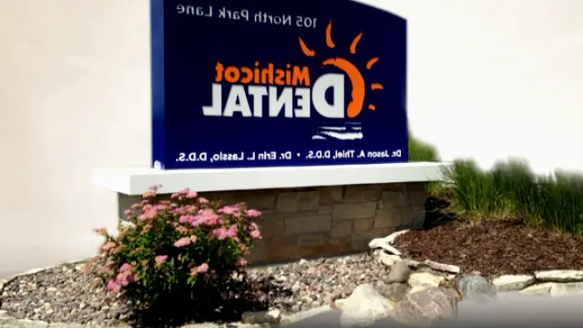 Mishicot Dental | Dr. Erin Lasslo & Dr. Jason Thiel