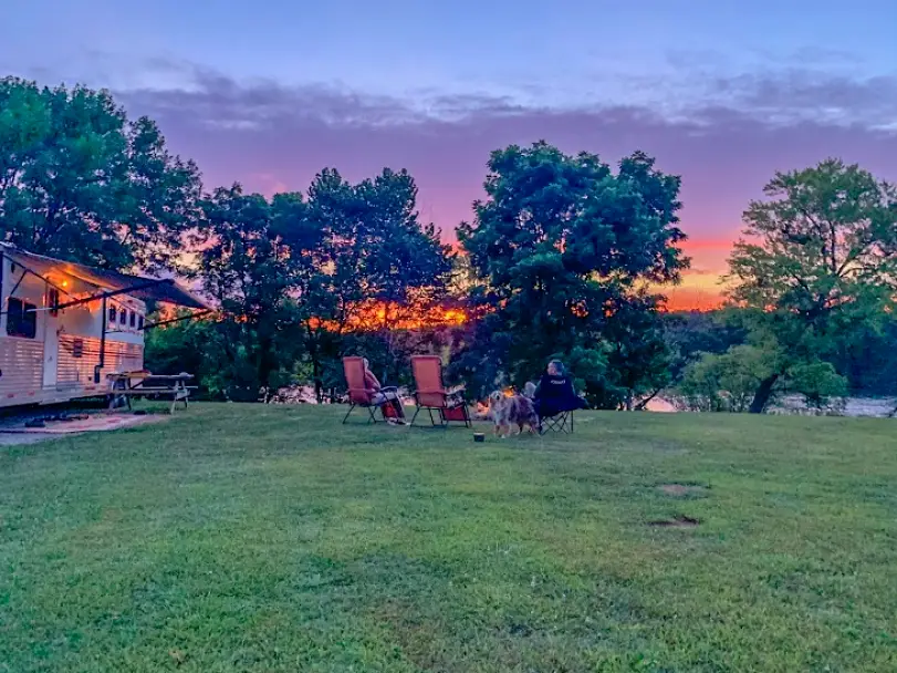 Cotter Denton Ferry RV Park & Cabin Rental
