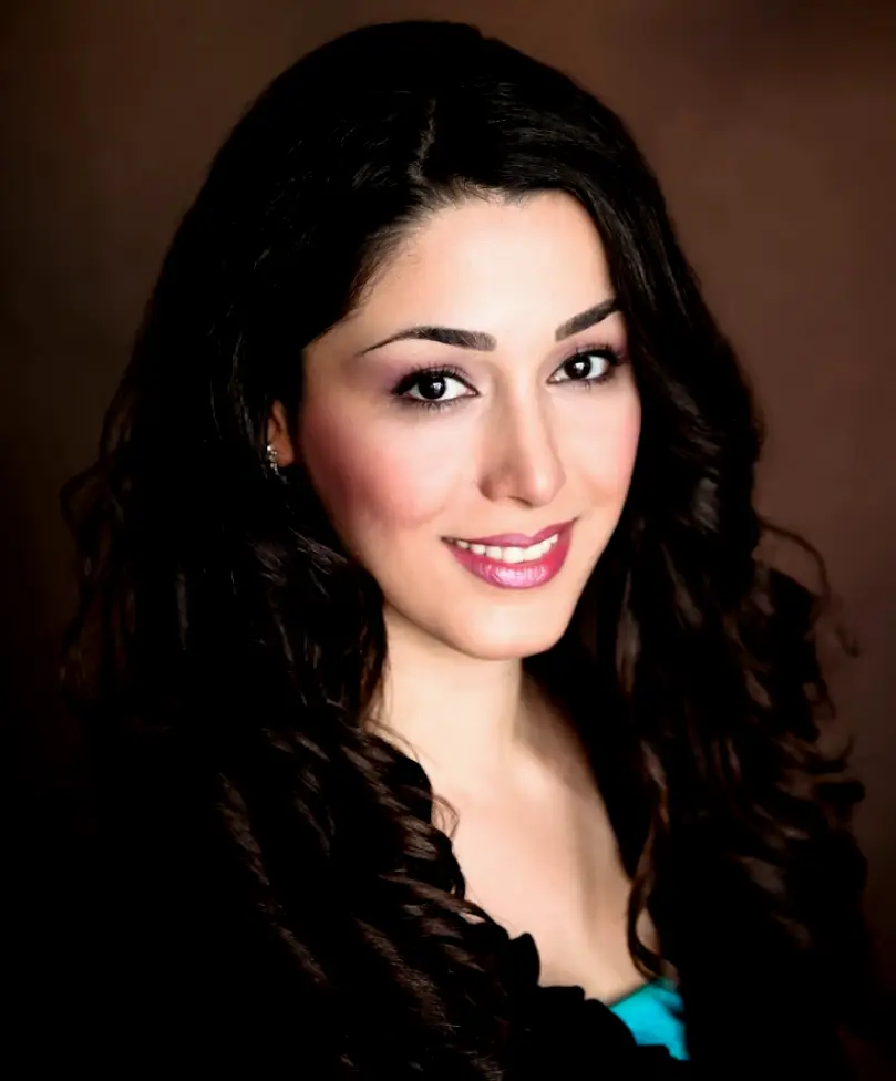 Braces Invisalign in Bellflower - Dr. Bahar Movahed - Orthodontist Bellflower