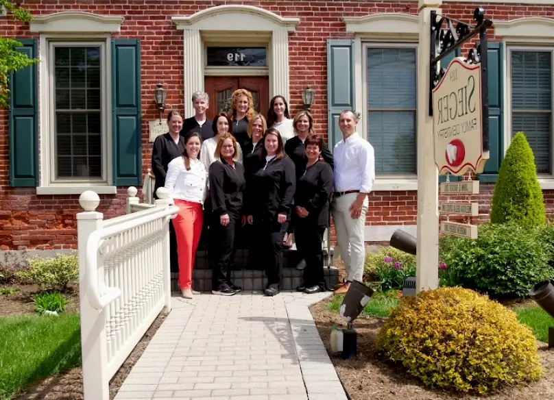 New Holland Sieger Family Dentistry
