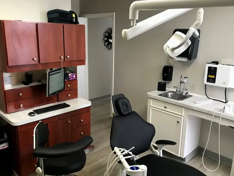 West Brazos Dental Center - Brazoria