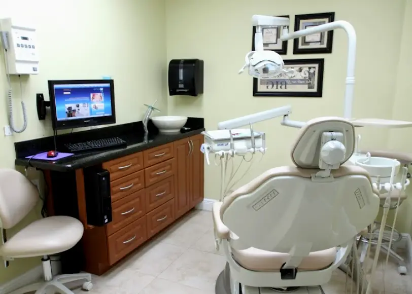  Deerfield Beach Life Dental Care - J Mauricio Zawadzky DMD