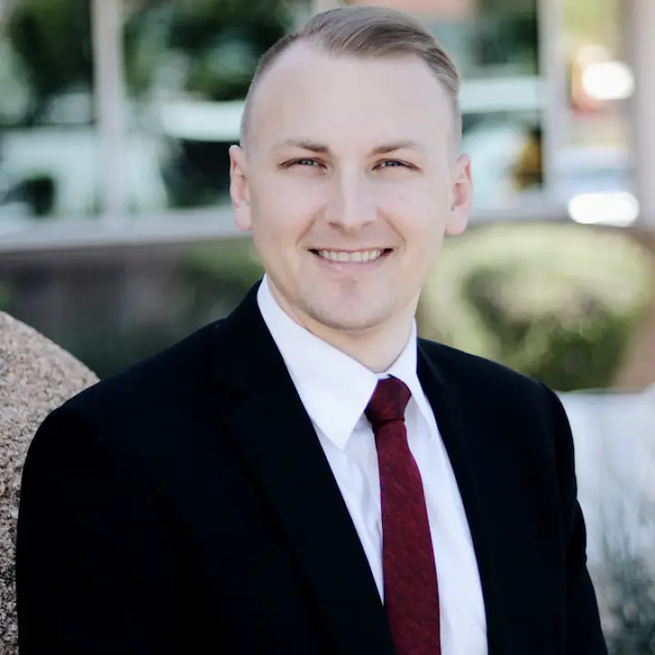 Show Low Dr. Blake Porter, DMD