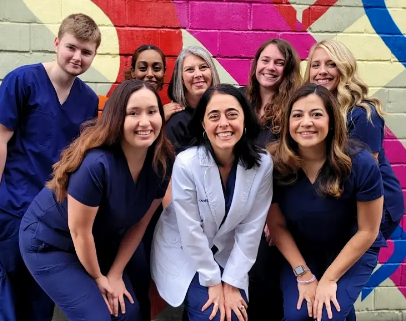 Oakton Niloofar Mofakhami, DDS