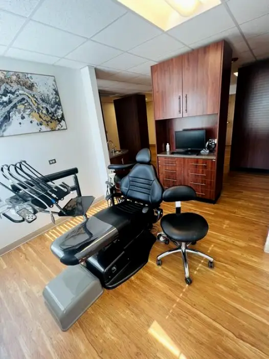  Lindenhurst Dental Arts