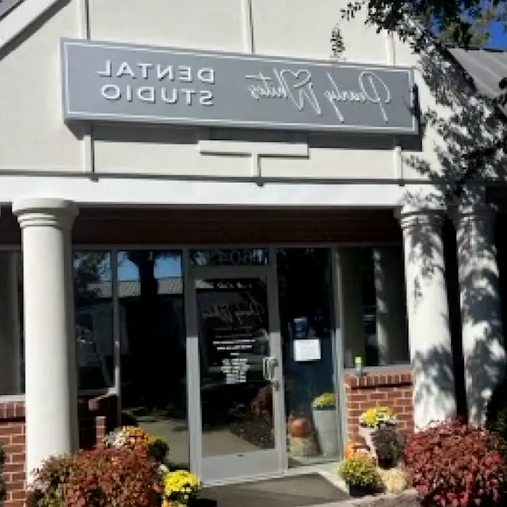  Midlothian Pearly Whites Dental Studio