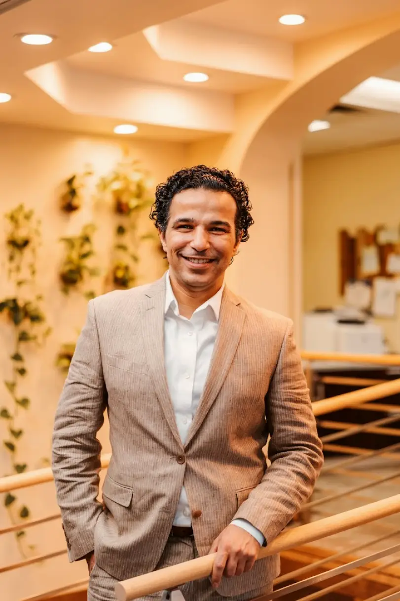Oakton Dental Implants & Endodontics - Dr. Matri