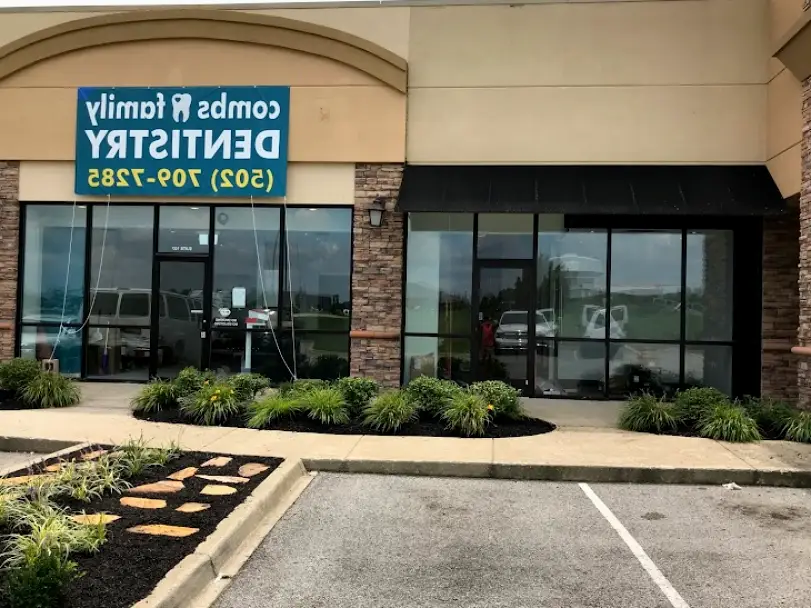  Louisville Combs Family Dentistry