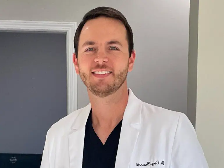  Louisville Dentures and Implants